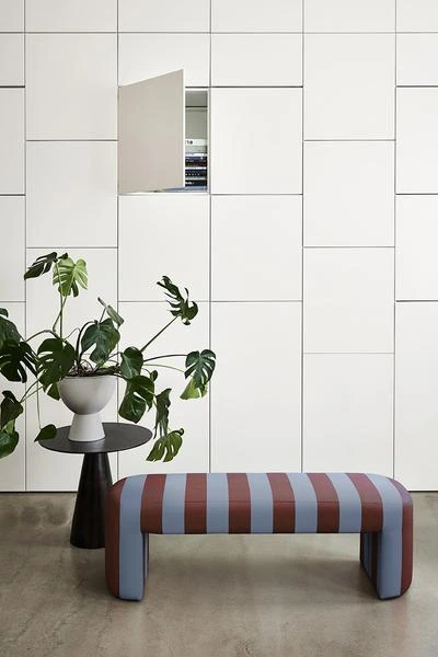 HKliving White Metal Raised Cup Planter HKliving White Metal Raised Cup Planter