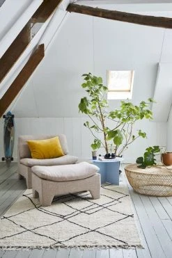 HKliving Handwoven Zigzag Rug 150 X 240 cm 7 HKliving Handwoven Zigzag Rug 150 X 240 cm