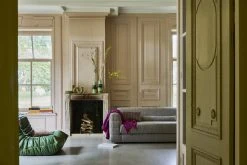 HKliving The Emeralds: Green Ceramic Vase With Handle