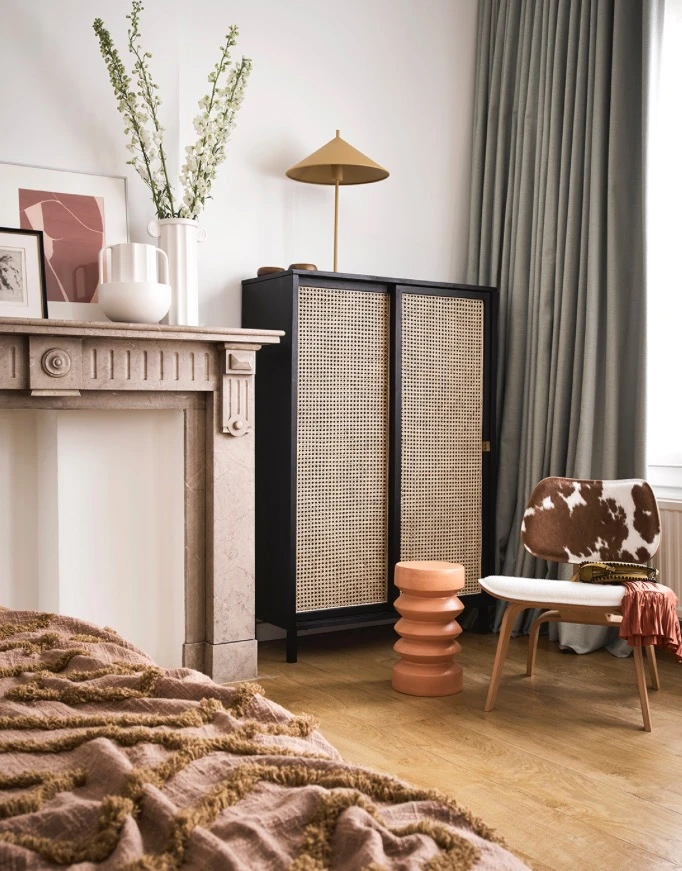 HKliving White Ceramic Greek D Vase HKliving White Ceramic Greek D Vase