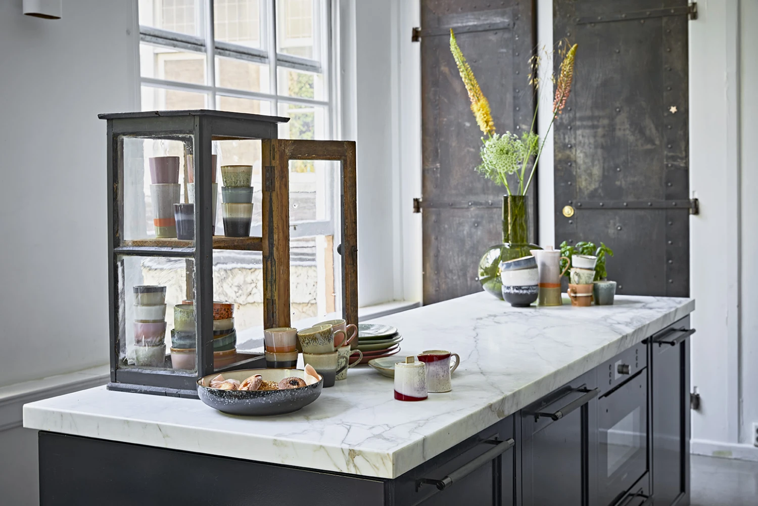 HKliving Ceramic 70's Cappuccino Mug: Stream (Set of 2) HKliving Ceramic 70's Cappuccino Mug: Stream (Set of 2)