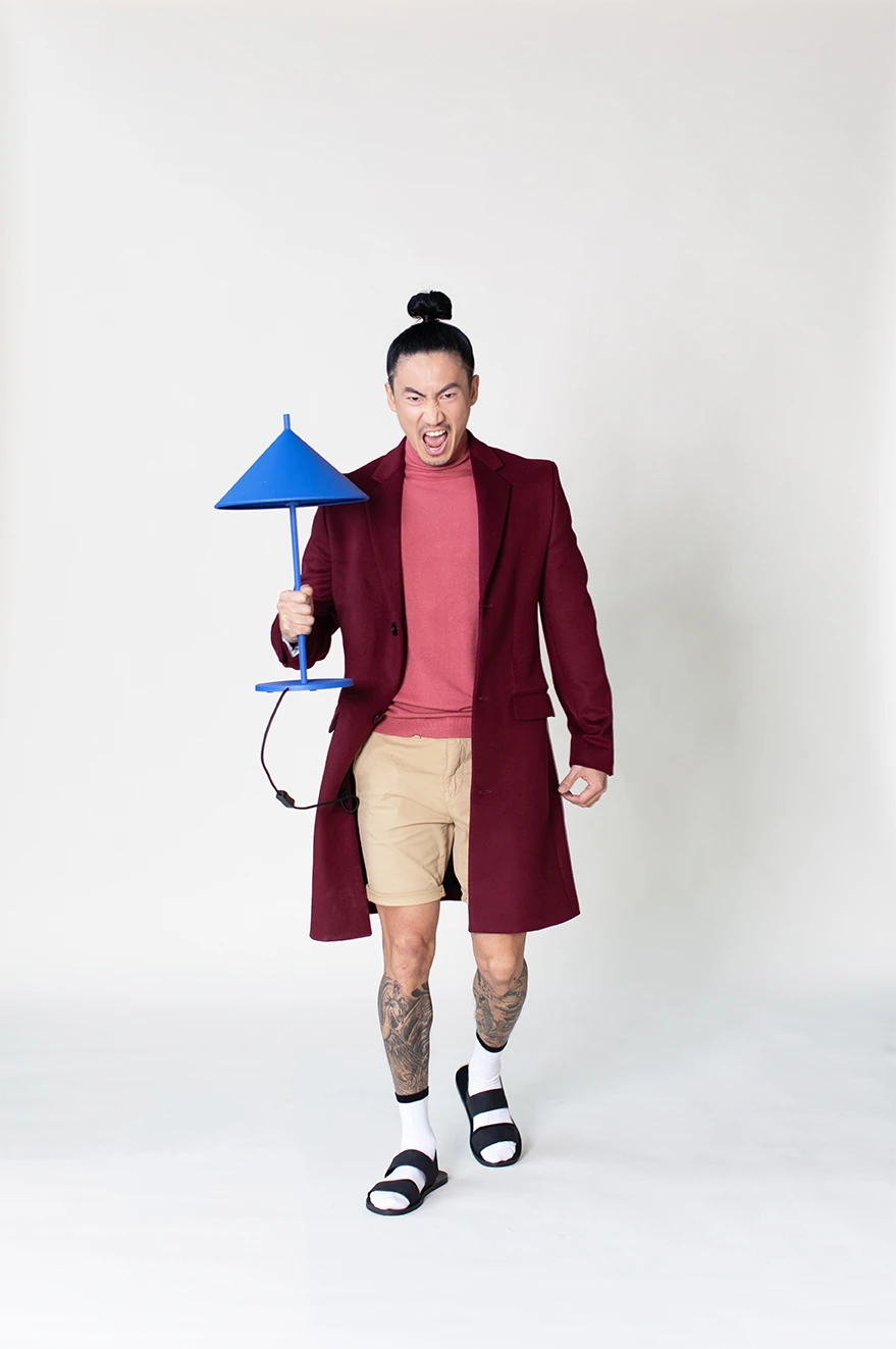 HKliving Metal Triangle Table Lamp M Matt Cobalt 5 HKliving Metal Triangle Table Lamp M Matt Cobalt