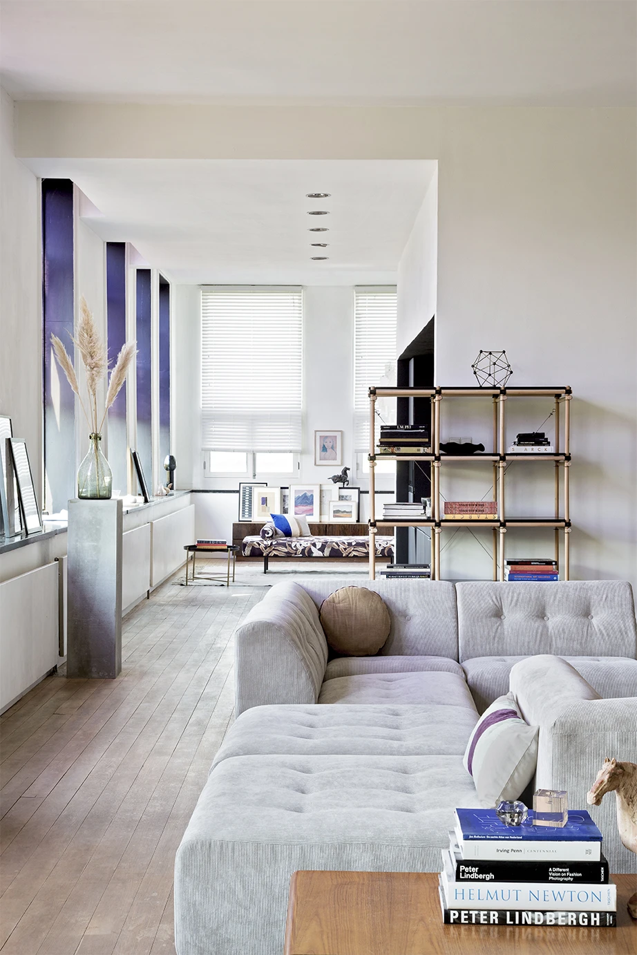 HKliving Corduroy cushion round (ø40) HKliving Corduroy cushion round (ø40)